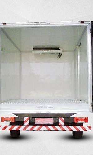 Baú isotérmico refrigerado Baú isotérmico refrigerado