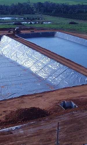 Geocomposto para drenagem Geocomposto para drenagem