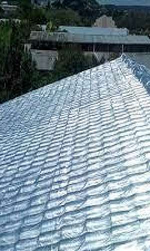 Instalação de manta térmica para telhado
